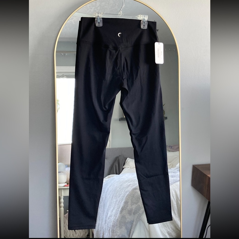 NWT ZYIA Black Activewear Leggings